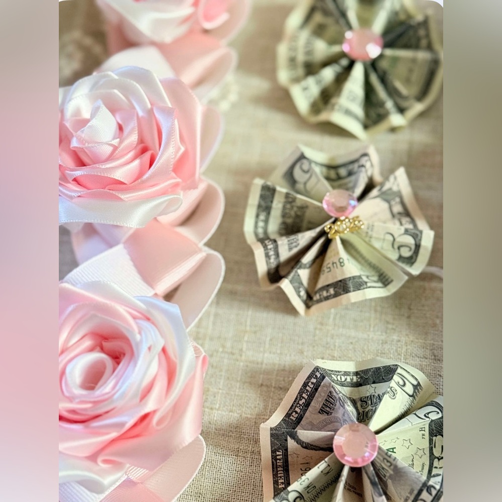 Custom Graduation Lei, Birthday Lei 
Money Lei Class of 2024 rose /gold - Picture 9 of 17